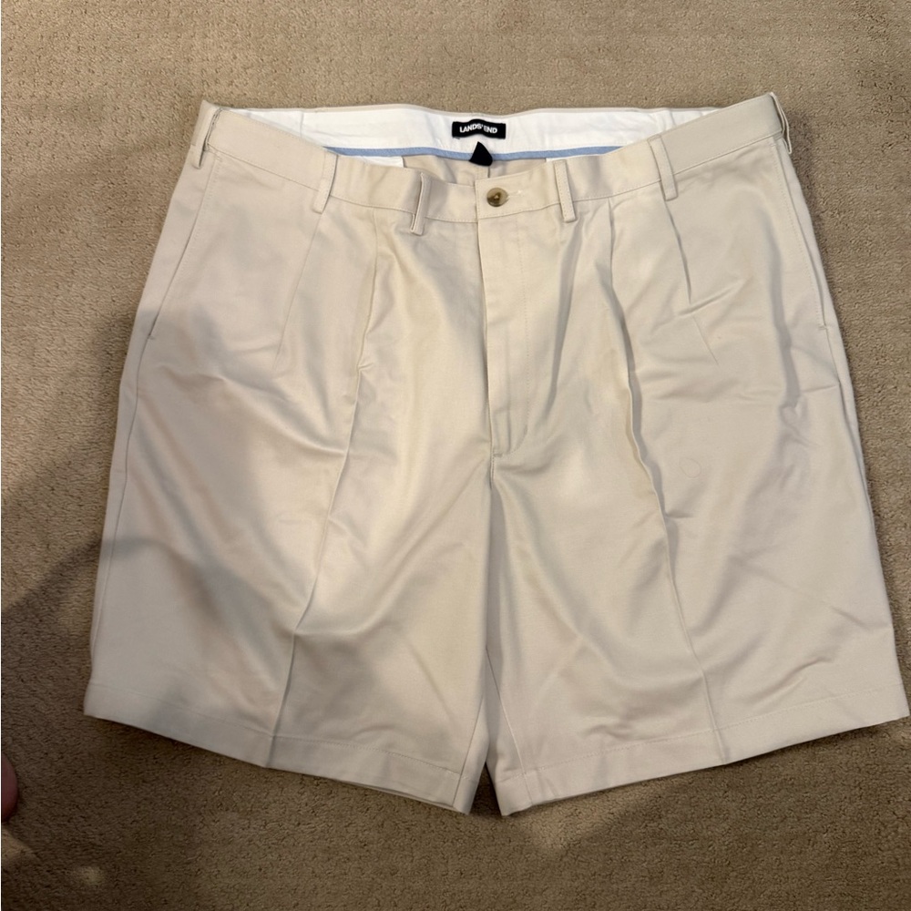 Lands' End Men's Tan Flat Front Shorts